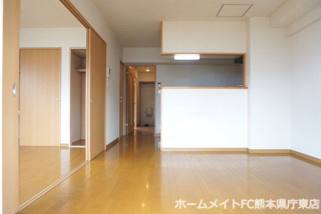 拡大写真:熊本市東区桜木5丁目 2階105の居間