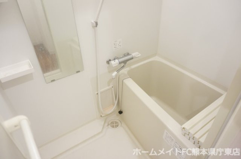 拡大写真:熊本市東区保田窪5丁目 2階203の風呂