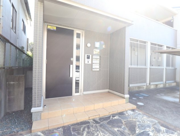 拡大写真:熊本市東区健軍1丁目 2階202のエントランス
