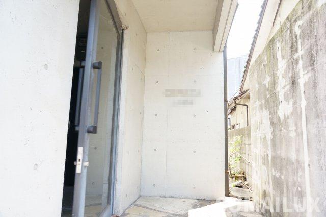 拡大写真:セレザ上水前寺 2階201のエントランス
