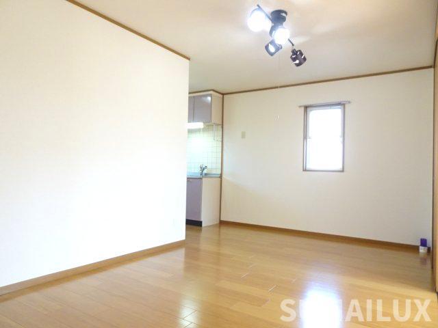 拡大写真:ヴェルドミールⅠ 1階103の※照明は設備ではありません。