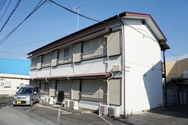 写真：ドエリングハウス小山の外観