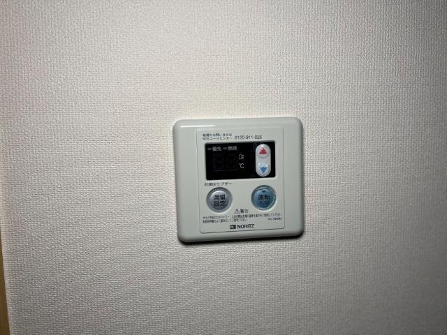拡大写真：パルファムガーデン 2階205の給湯設備
