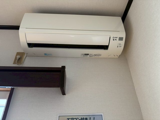 拡大写真:アーバンハイム 2階201の※お部屋は別部屋の写真です。反転タイプ、現状優先