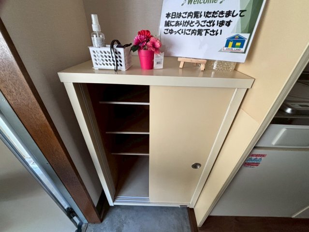 拡大写真:アーバンハイム 2階201の※お部屋は別部屋の写真です。反転タイプ、現状優先