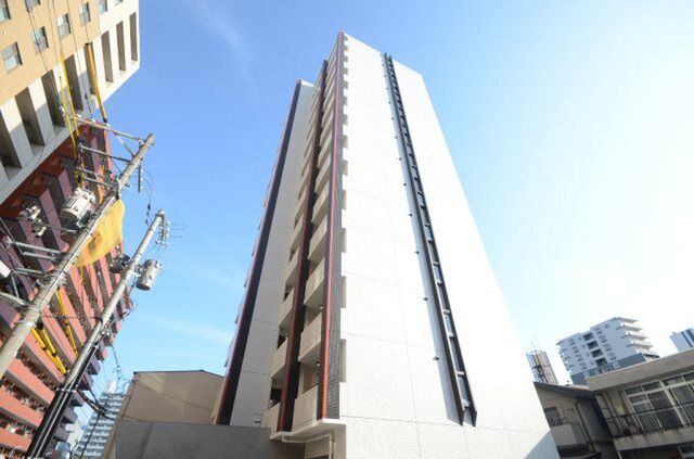拡大写真:J・grace河原町 2階201の建物外観