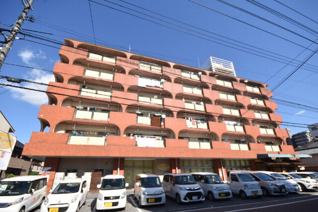 拡大写真:コーポハピネス 4階408の建物外観
