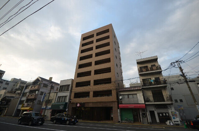 拡大写真:リビエーヌ宝町 7階702の建物外観
