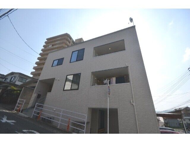 拡大写真：S373 1階101の建物外観
