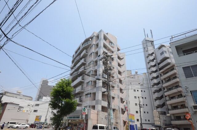 拡大写真:ラフィーネパレ 4階405の建物外観
