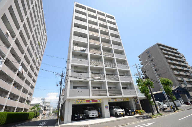 グラビスコート舟入中町の外観