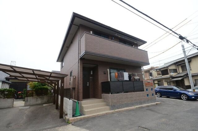 拡大写真:SAKURAコート 1階101の建物外観