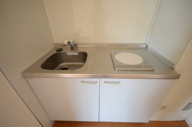 拡大写真:NomaZen BLD 3階302のIHキッチン※別室写真