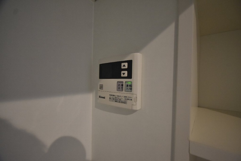 拡大写真:ダイアパレス平和通り 4階405の給湯設備