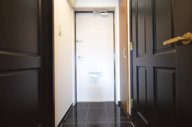 拡大写真:J・grace堺町 9階901の玄関