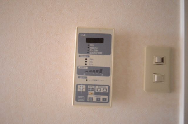 拡大写真:ゴーウェル富士見町 5階503の浴室設備リモコン※別号室