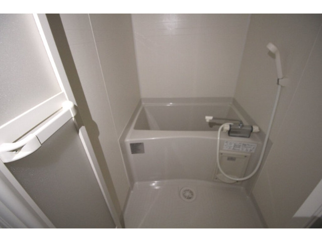 拡大写真:GRACE PARK CITY 6階604の乾燥機付浴室