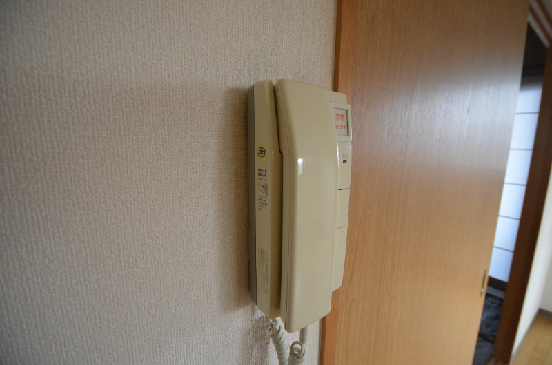 拡大写真:リビエーヌ宝町 7階702のインターフォン