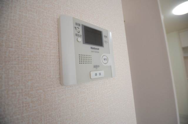 拡大写真：ＫＩＭＩＫＯ　C棟 1階102のモニター付インターホン