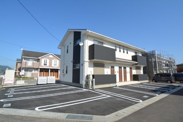 拡大写真:アミスター吉岡II-1 2階202の外観