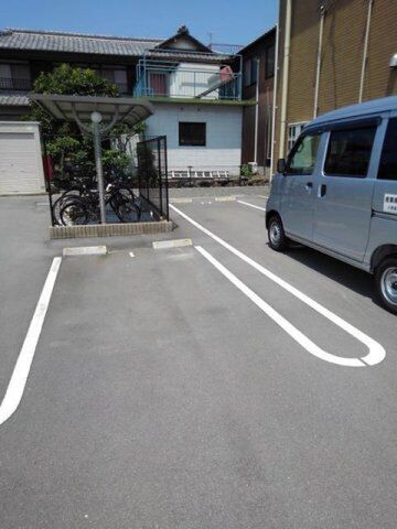 拡大写真:サンリッチⅠ A 1階102の外観