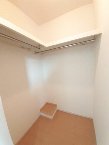 拡大写真:サンガーデン 幸町 A 2階202の収納