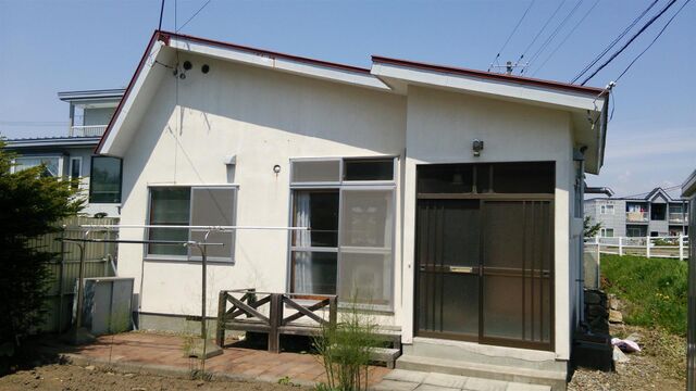 新通6丁目4番地4貸家の外観