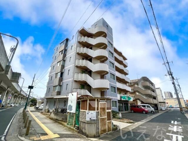 岡山市北区西古松の外観