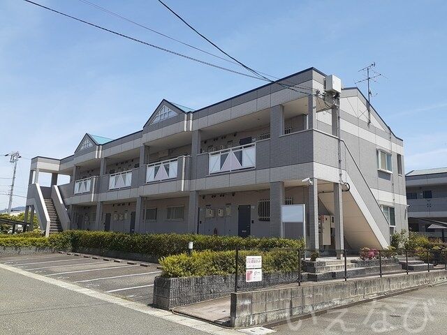 玉野市東高崎の外観