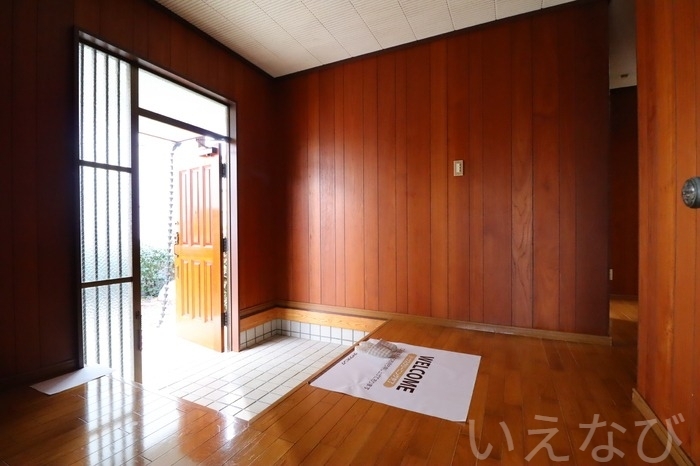 拡大写真:赤磐市桜が丘西3丁目 1階1の玄関
