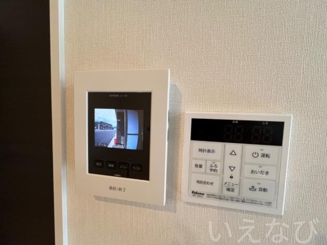 拡大写真:岡山市北区高松 1階105のカメラ付インターホン