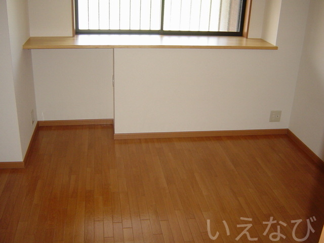 拡大写真:美作市湯郷 1階101の洋室B
