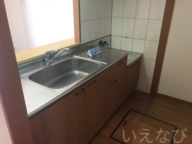 拡大写真:美作市湯郷 1階101のキッチン