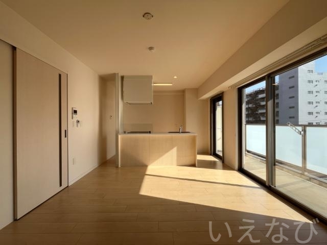 拡大写真:岡山市北区厚生町3丁目 5階502のリビング