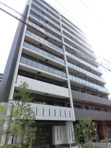 スプランディッド新大阪WESTの外観