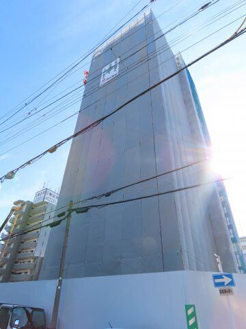 プレサンス塚本アクミリオンの外観