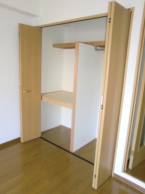 拡大写真:MYアルエット 3階302の収納