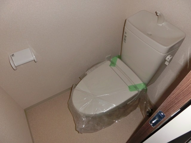 拡大写真：サムティ大阪ＣＩＴＹＷＥＳＴ 2階201のトイレ