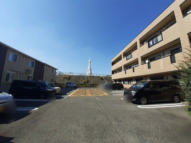 拡大写真:ローレル ハイツ 3階305の外観
