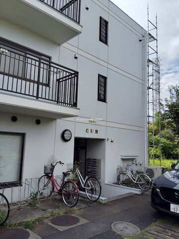 拡大写真:QU館 2階Eの外観