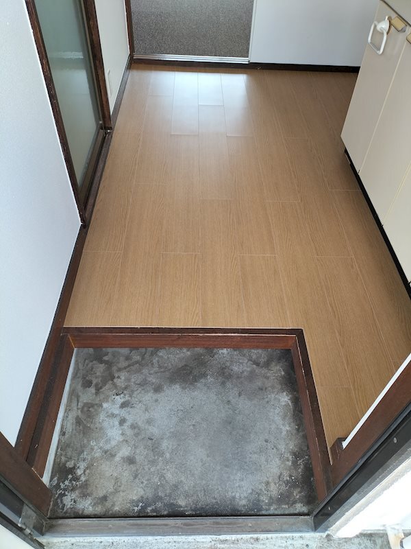 拡大写真：上原コーポラス 3階301の玄関