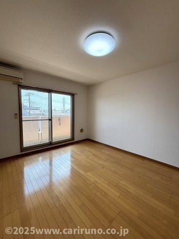 拡大写真:ソレアード 3階302の洋室