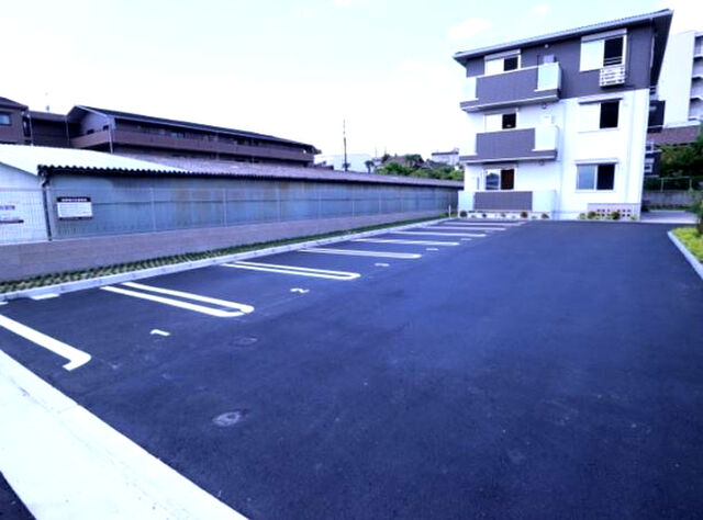 拡大写真:アルフォンテ上野芝 2階202の外観