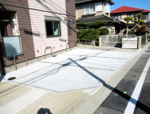 拡大写真:クーネル 1階101の外観