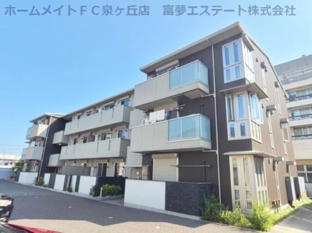 拡大写真：サニーヒルズ泉大津A棟 1階102の外観