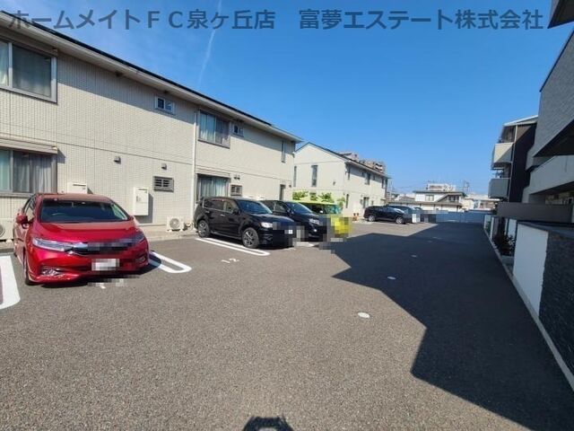 拡大写真：サニーヒルズ泉大津A棟 1階102の外観