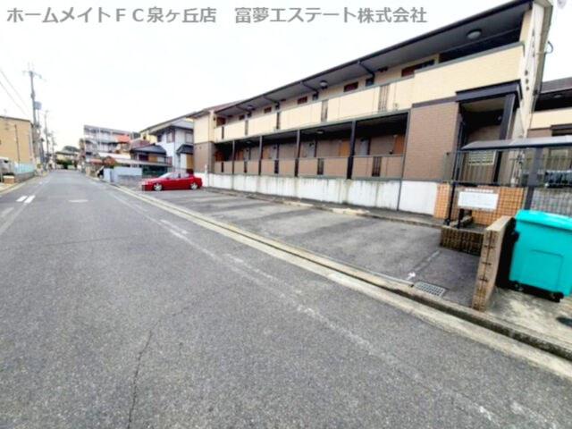 拡大写真:新ハイツウグイスB棟 2階207の外観