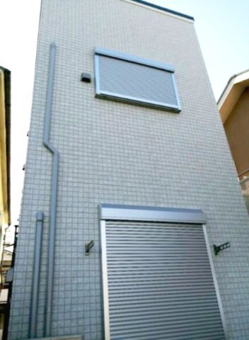 拡大写真：あんしん八田寺町08-1043 2階201のエントランス