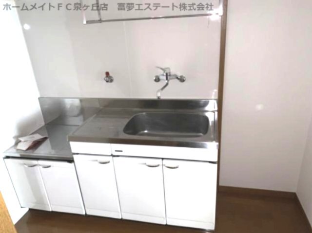 拡大写真:ファインコートⅡ番館 1階103の冷蔵庫スペース ※イメージ 同物件別号室の写真