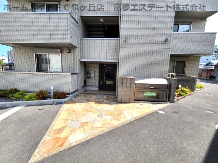 拡大写真:D’GREEN 1階105のエントランス